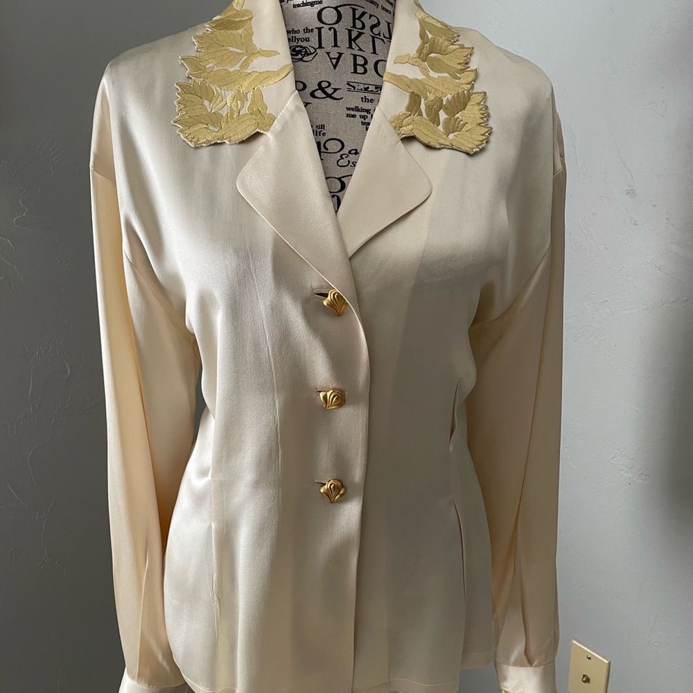 Dana Buchman Cream Blazer with Gold Leaf Embroidery